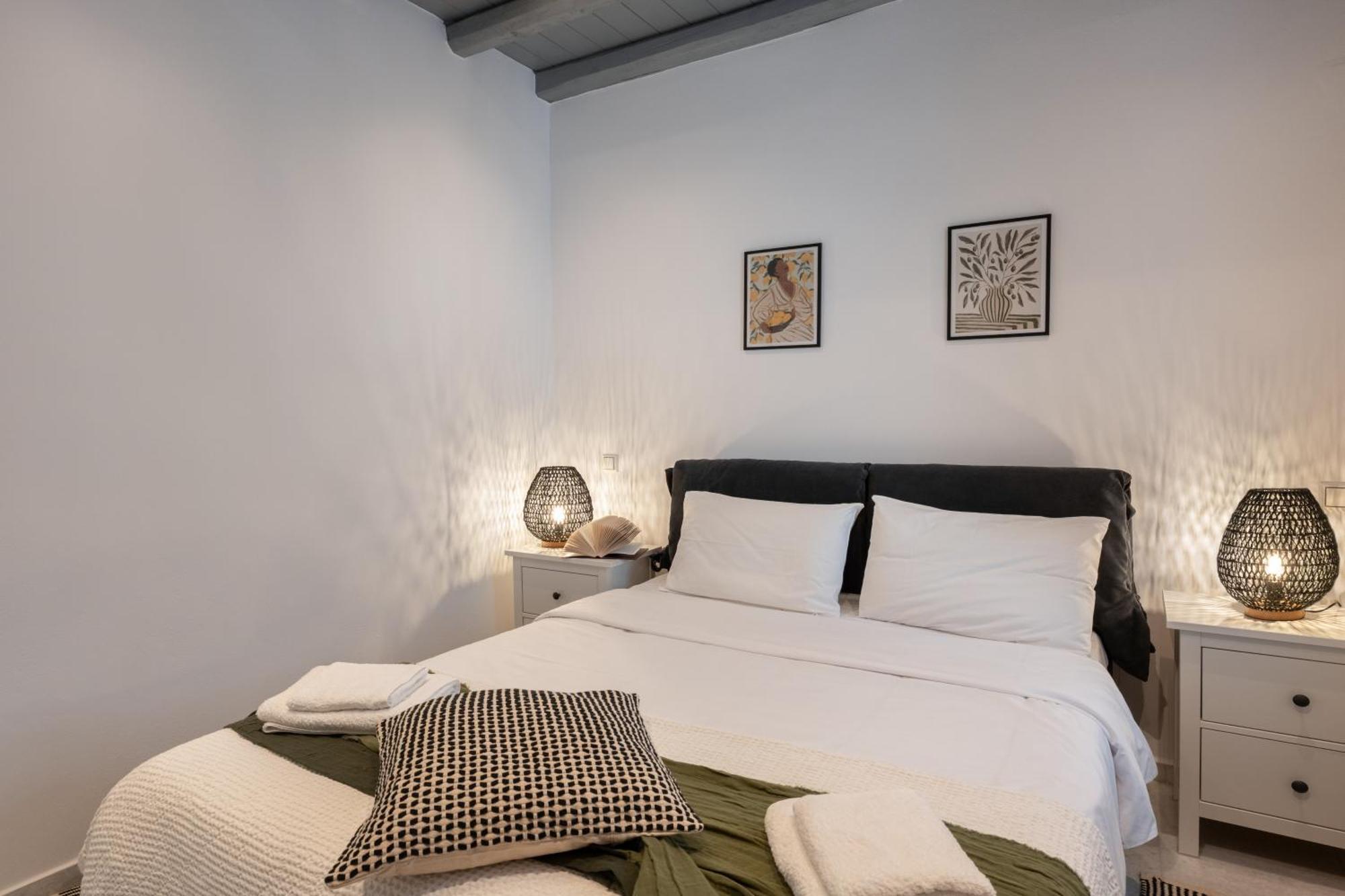 Caper-2 Bedroom Traditional Home With Amazing View Naoussa Exterior foto