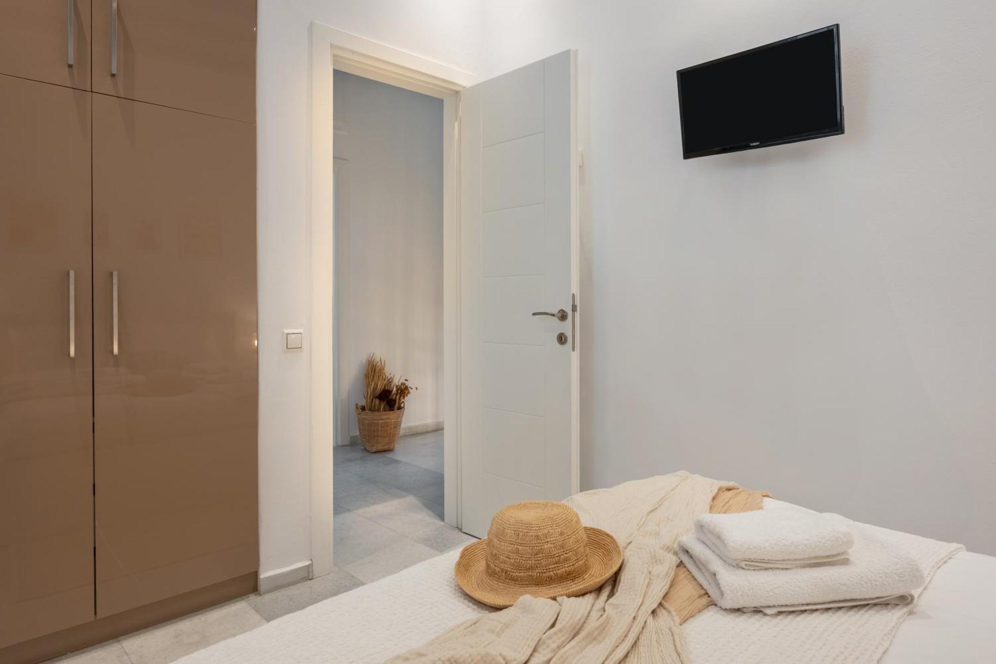 Caper-2 Bedroom Traditional Home With Amazing View Naoussa Exterior foto