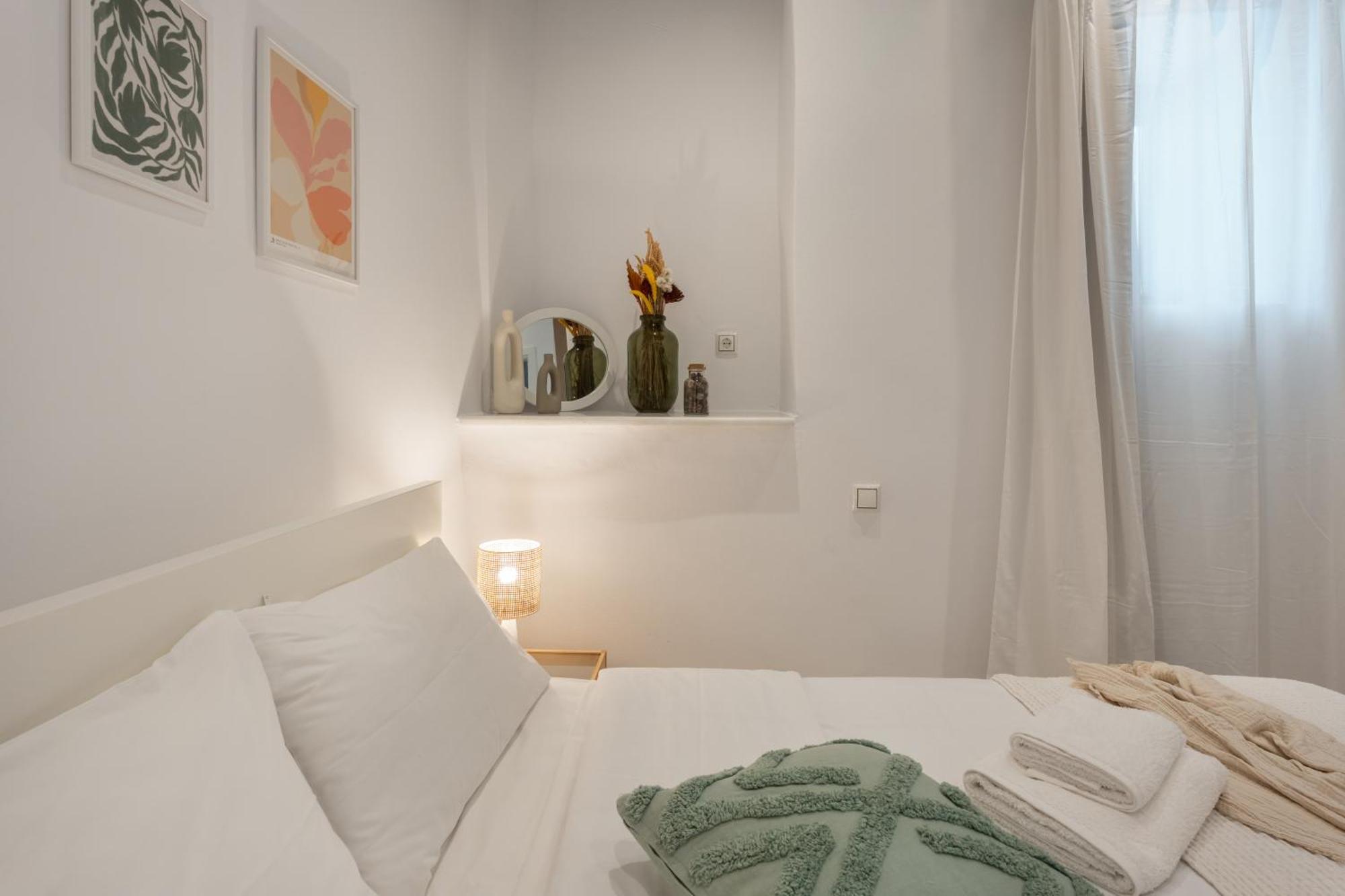 Caper-2 Bedroom Traditional Home With Amazing View Naoussa Exterior foto
